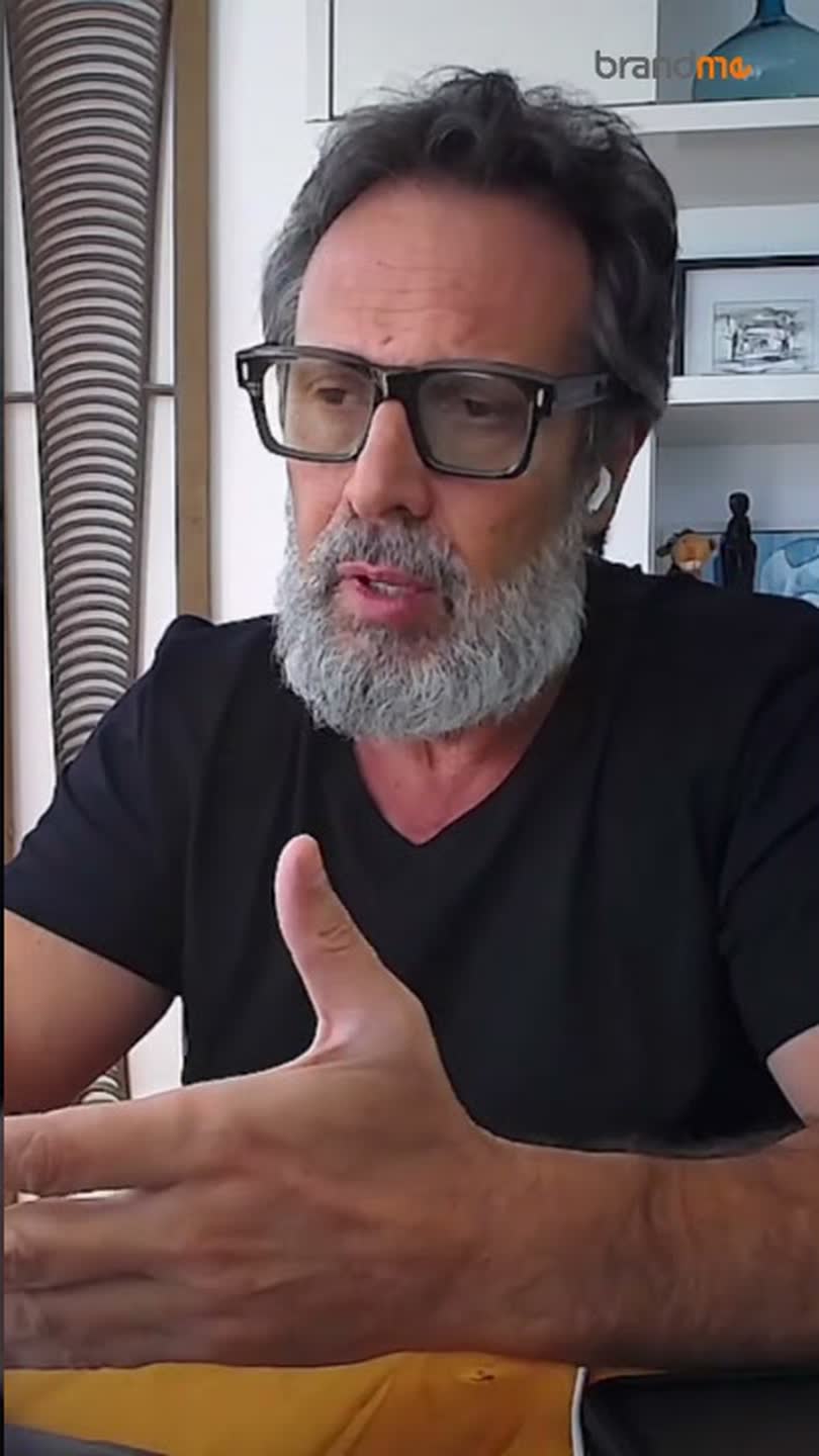Nori Lucio explicando planejamento estrategico para pequenas e medias empresas